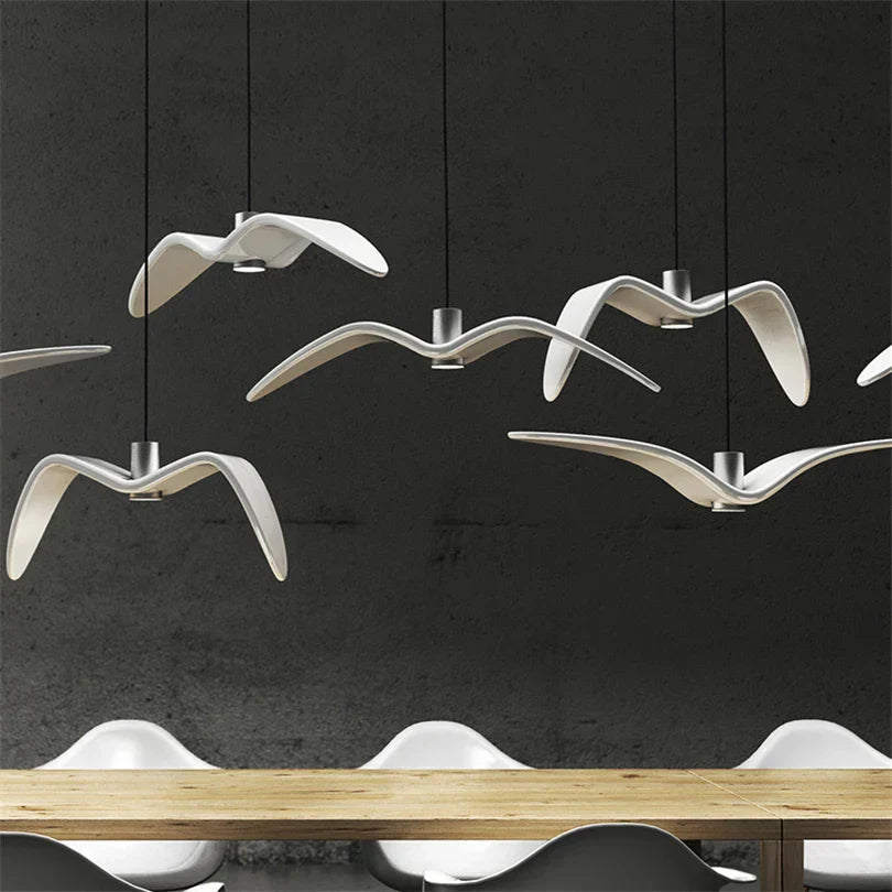 Plafonnier LED moderne avec design pivotant