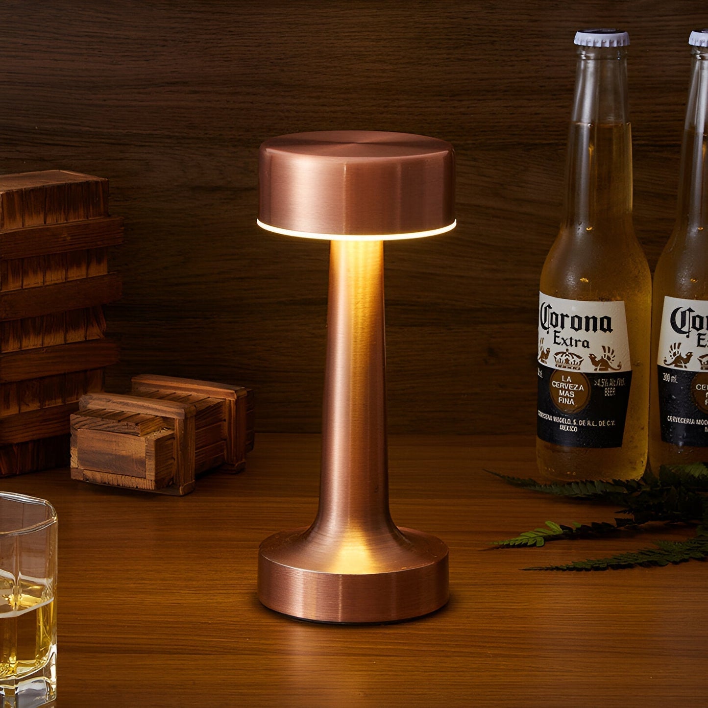 Lampe LED avec station de charge USB