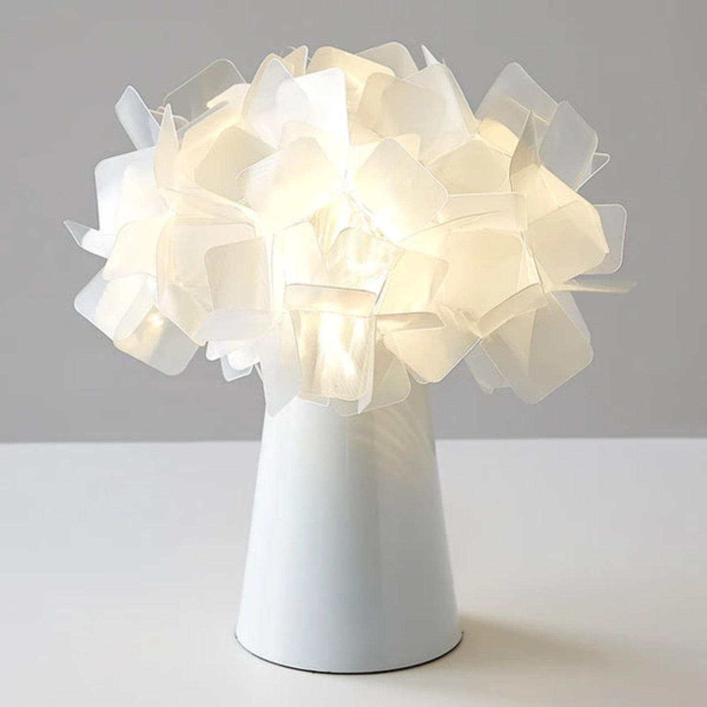 Lampe de Table LED Contemporaine Beam