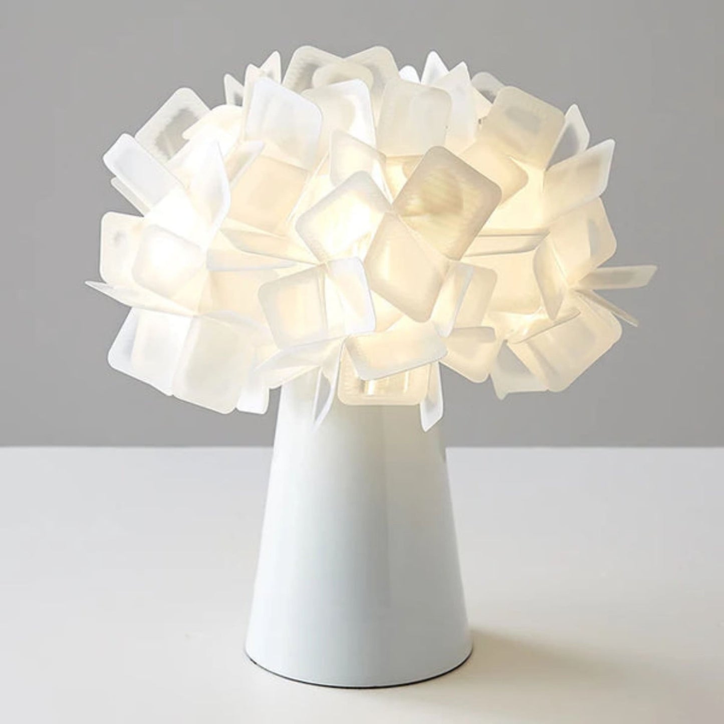 Lampe de Table LED Contemporaine Beam
