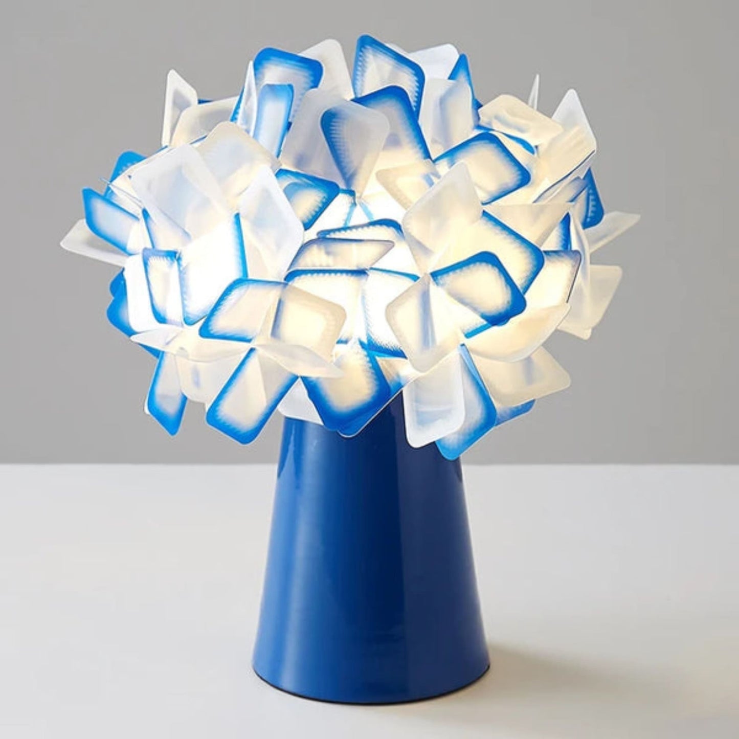 Lampe de Table LED Contemporaine Beam