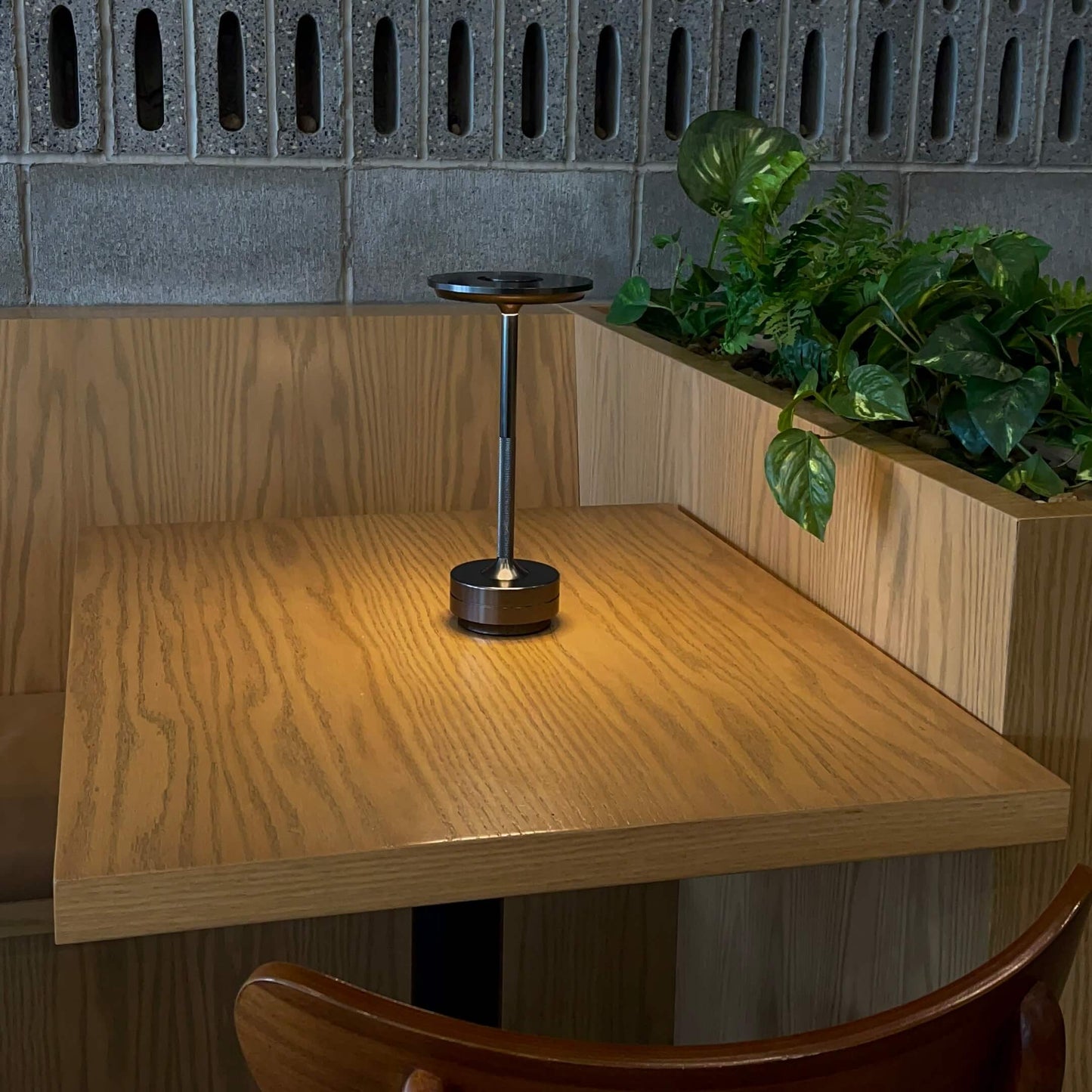 Lampe de table sans fil