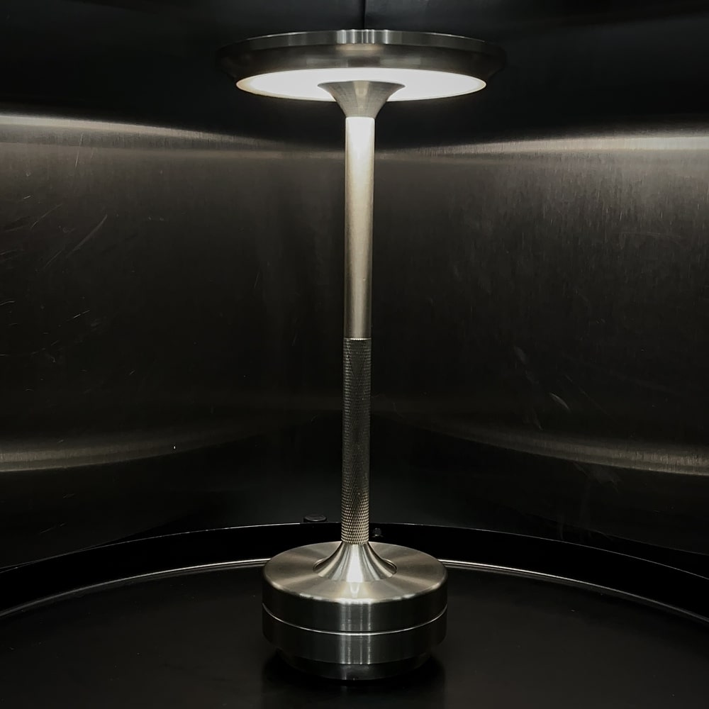 Lampe de table sans fil